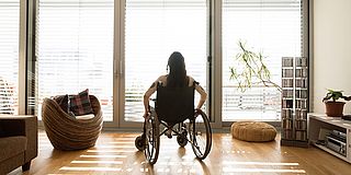Reform Erwerbsminderungsrente - Person im Rollstuhl