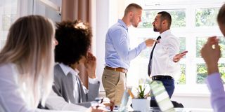 Auseinandersetzung im Büro